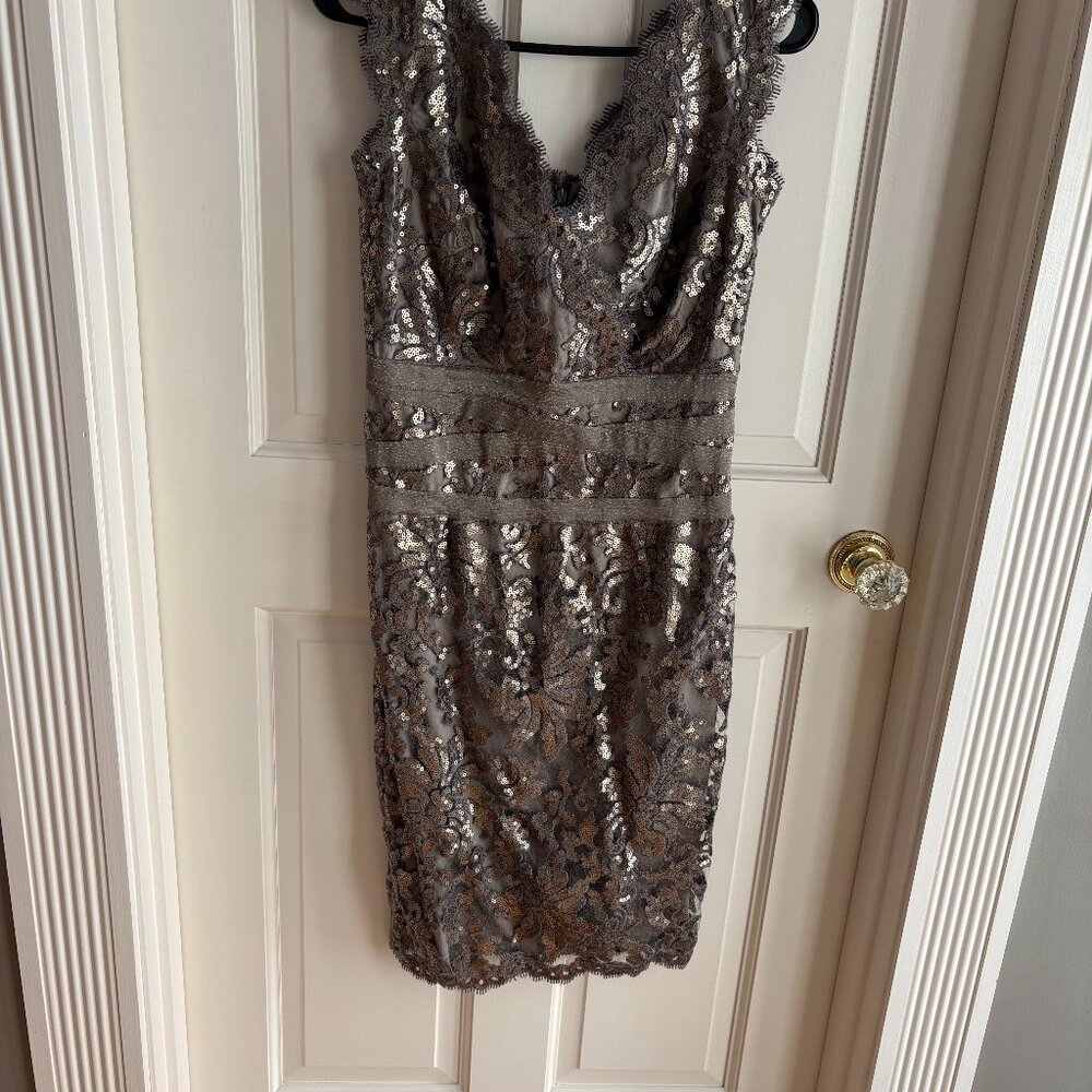 Cocktail dress by Tadashi Soji, size 6